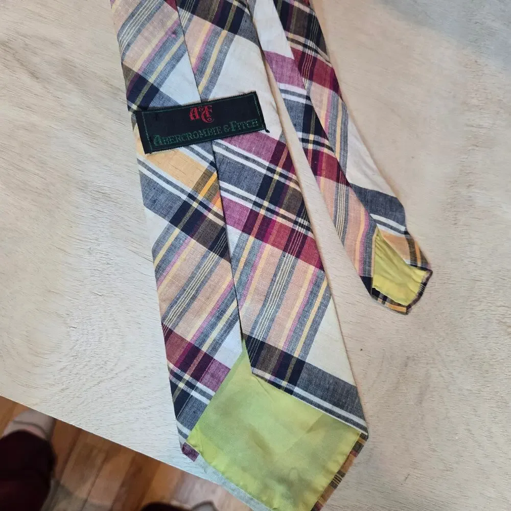 Vintage Abercrombie & Fitch plaid tie